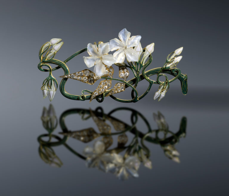 Corsage Jasmin - Lalique